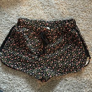 Black floral shorts! Perfect swim cover up or beach shorts! These look brand new